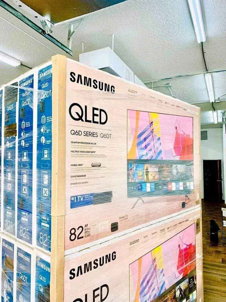 TV Pallets