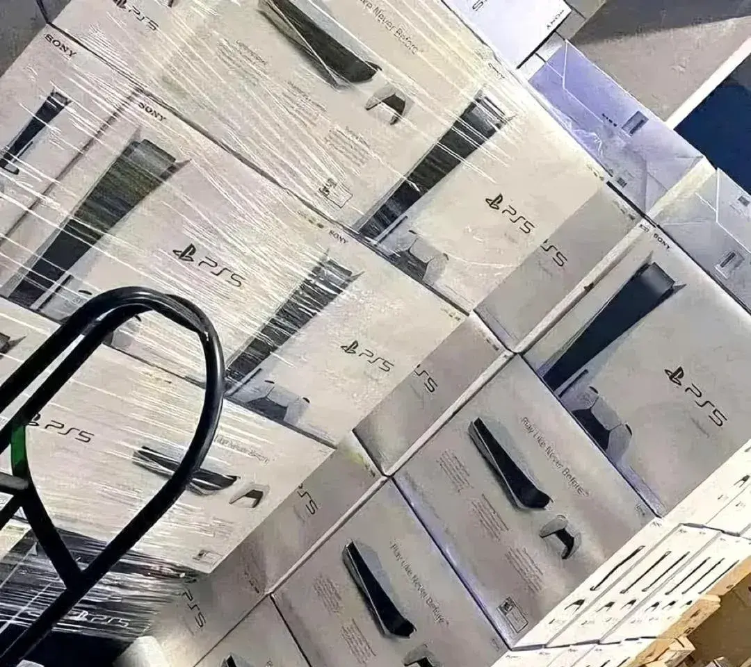 Wholesale PlayStation 5 (PS5) Pallet (12 Consoles), Overstock
